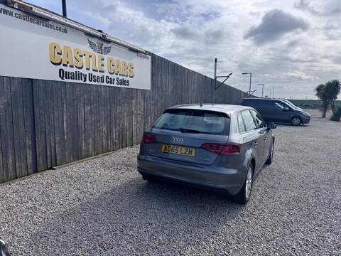 Audi A3 TFSI SE - U1615