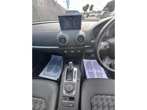 Audi A3 TFSI SE - U1615