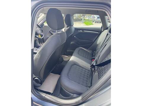 Audi A3 TFSI SE - U1615