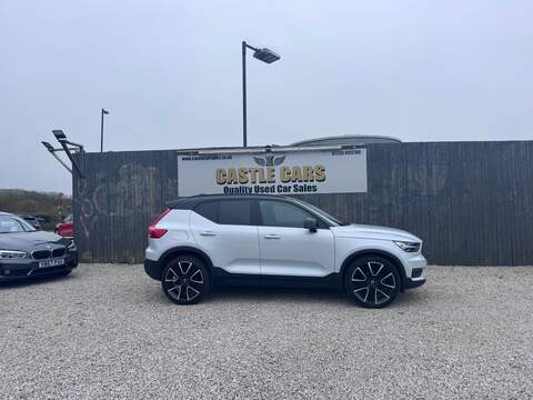 Volvo XC40 D3 R-Design Pro - U1617