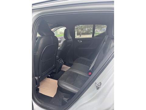 Volvo XC40 D3 R-Design Pro - U1617