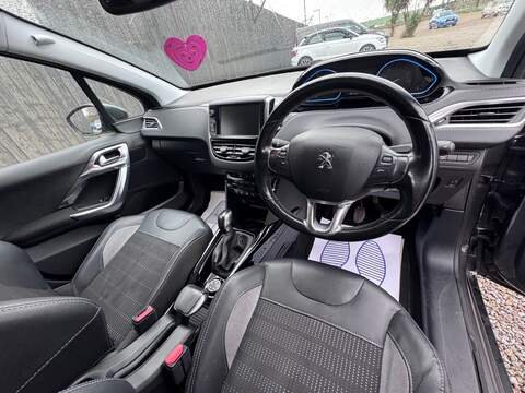 Peugeot 2008 BlueHDi Allure - U1620