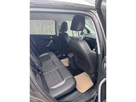 Peugeot 2008 BlueHDi Allure - U1620