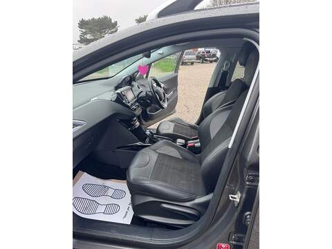 Peugeot 2008 BlueHDi Allure - U1620