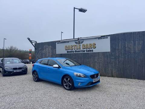 Volvo V40 D2 R-Design Lux Nav - U1624