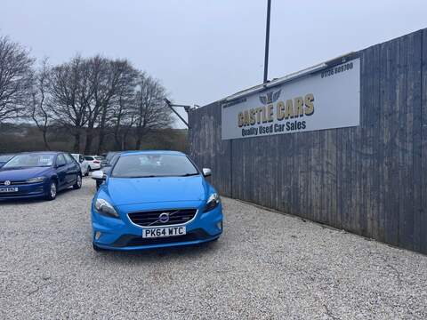 Volvo V40 D2 R-Design Lux Nav - U1624