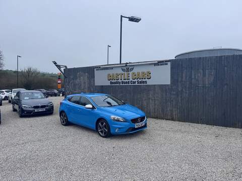 Volvo V40 D2 R-Design Lux Nav - U1624