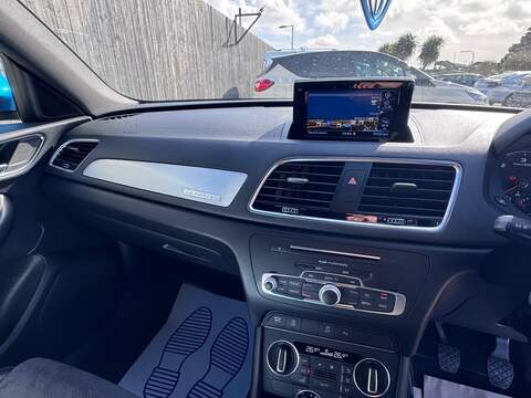 Audi Q3 TDI S line Plus - U1626