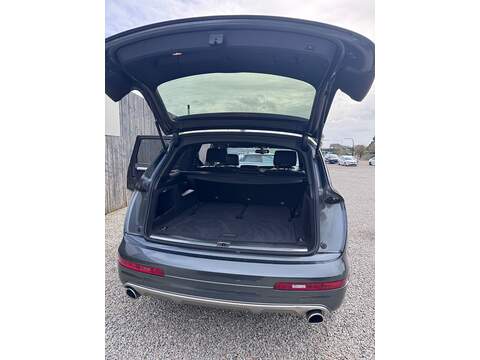 Audi Q7 TDI V6 S line Style Edition - U1631