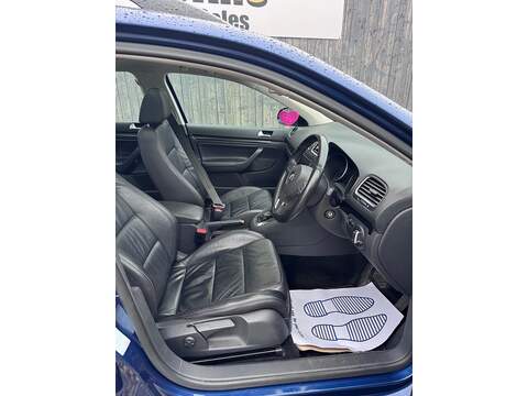 Volkswagen Golf TDI SE - U1633