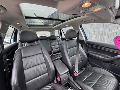 Volkswagen Golf TDI SE - U1633