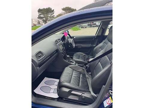 Volkswagen Golf TDI SE - U1633