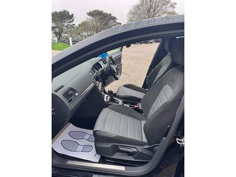 Volkswagen Golf TDI BlueMotion Tech R-Line - U1635