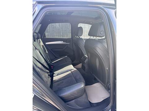 Audi Q5 TDI S line - U1641