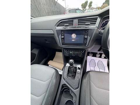 Volkswagen Tiguan TDI R-Line - U1642