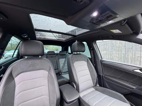 Volkswagen Tiguan TDI R-Line - U1642