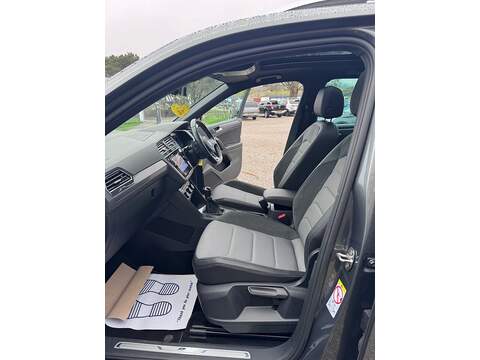 Volkswagen Tiguan TDI R-Line - U1642