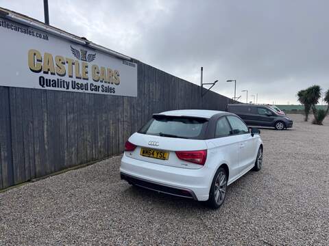 Audi A1 TFSI S line Style Edition - U1646