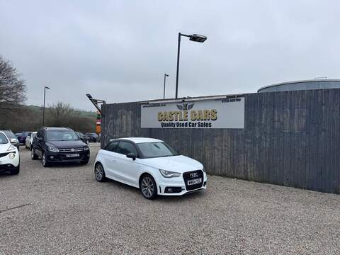 Audi A1 TFSI S line Style Edition - U1646