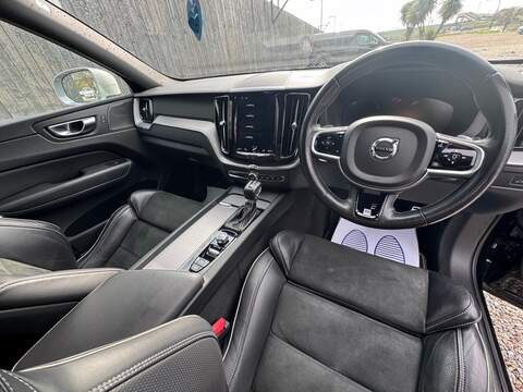 Volvo XC60 D5 PowerPulse R-Design - U1647