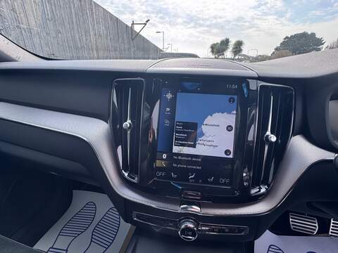 Volvo XC60 D5 PowerPulse R-Design - U1647