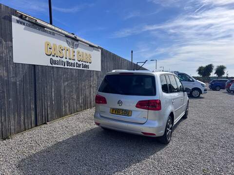 Volkswagen Touran TDI SE - U1649
