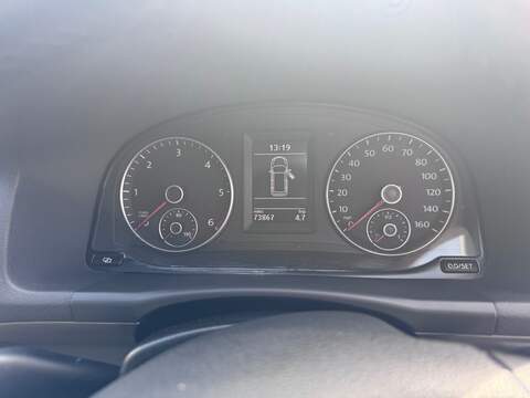 Volkswagen Touran TDI SE - U1649