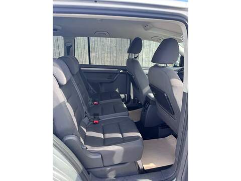 Volkswagen Touran TDI SE - U1649