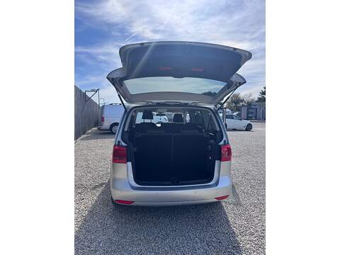 Volkswagen Touran TDI SE - U1649