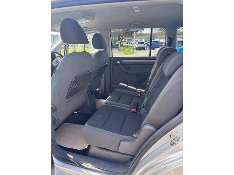 Volkswagen Touran TDI SE - U1649