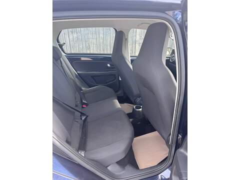 Volkswagen up! High up! - U1655