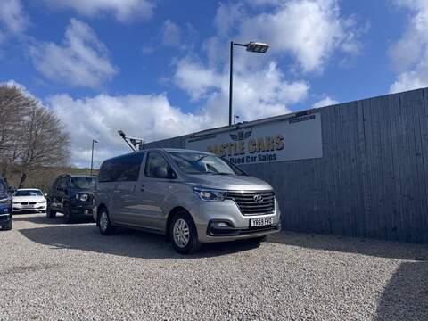 Hyundai i800 CRDi SE Nav - U1659