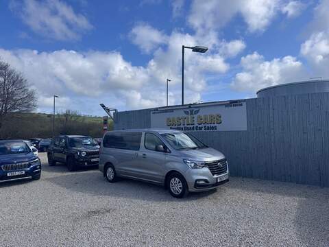 Hyundai i800 CRDi SE Nav - U1659