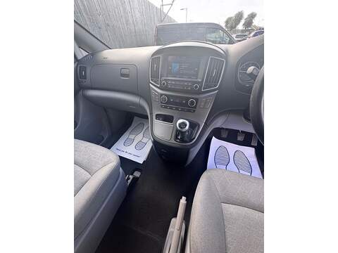 Hyundai i800 CRDi SE Nav - U1659