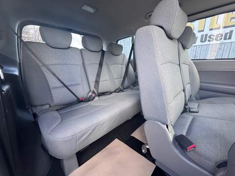 Hyundai i800 CRDi SE Nav - U1659