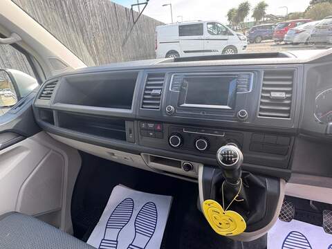 Volkswagen Transporter TDI T28 BlueMotion Tech Highline - U1667