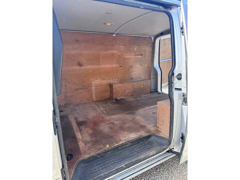 Volkswagen Transporter TDI T28 BlueMotion Tech Highline - U1667