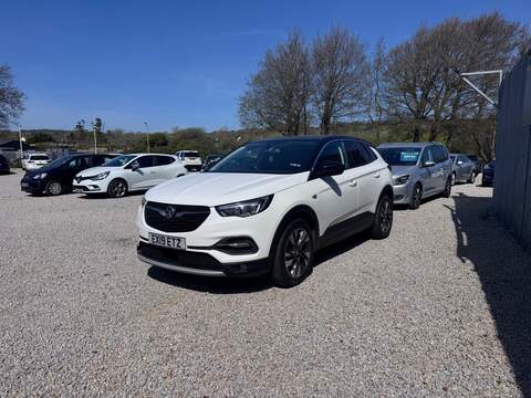 Vauxhall Grandland X Turbo D BlueInjection Sport Nav - U1676