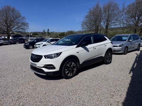 Vauxhall Grandland X Turbo D BlueInjection Sport Nav - U1676