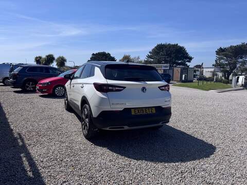 Vauxhall Grandland X Turbo D BlueInjection Sport Nav - U1676