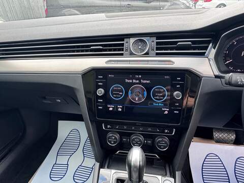 Volkswagen Passat TDI GT - U1678