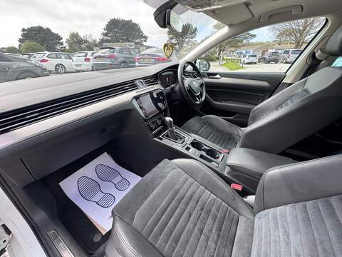 Volkswagen Passat TDI GT - U1678