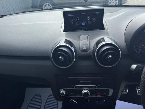 Audi A1 TDI S line - U1679