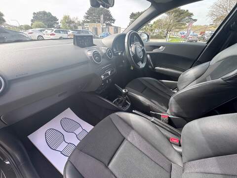 Audi A1 TDI S line - U1679