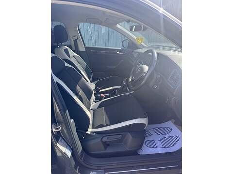 Volkswagen T-Roc TDI SEL - U1682