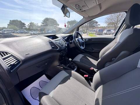 Ford EcoSport T EcoBoost Zetec - U1686
