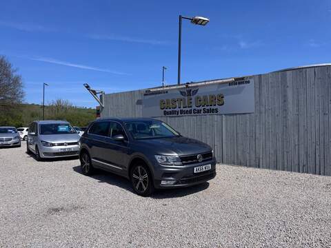 Volkswagen Tiguan TDI BlueMotion Tech SE - U1688
