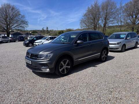 Volkswagen Tiguan TDI BlueMotion Tech SE - U1688