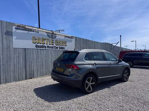 Volkswagen Tiguan TDI BlueMotion Tech SE - U1688