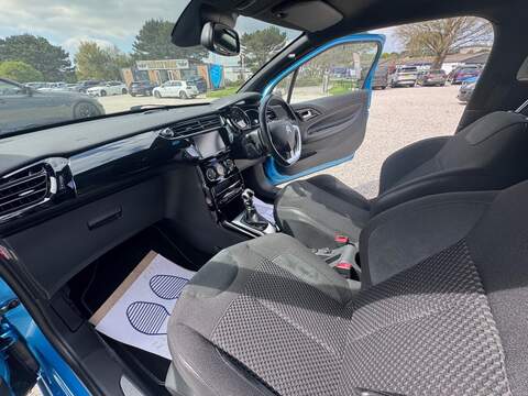 DS AUTOMOBILES DS 3 PureTech Prestige - U1689
